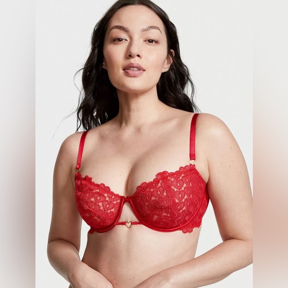 Victoria's Secret Wicked Unlined Red Sweet Heart Lace Balconette Bra 34DD/E75